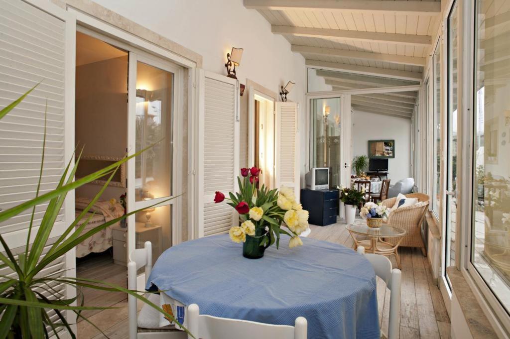 Teresita Wellness Club Apartment Viareggio Bagian luar foto